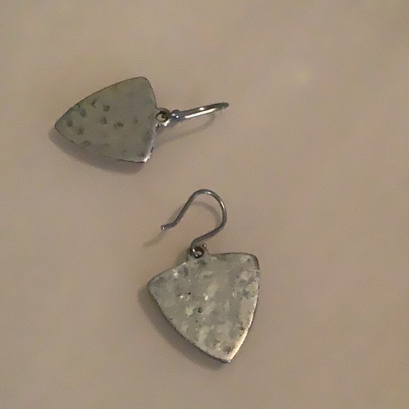 Lucky Brand Minimalist silver hammered triangle shape Earrings Wires - Picture 4 of 4